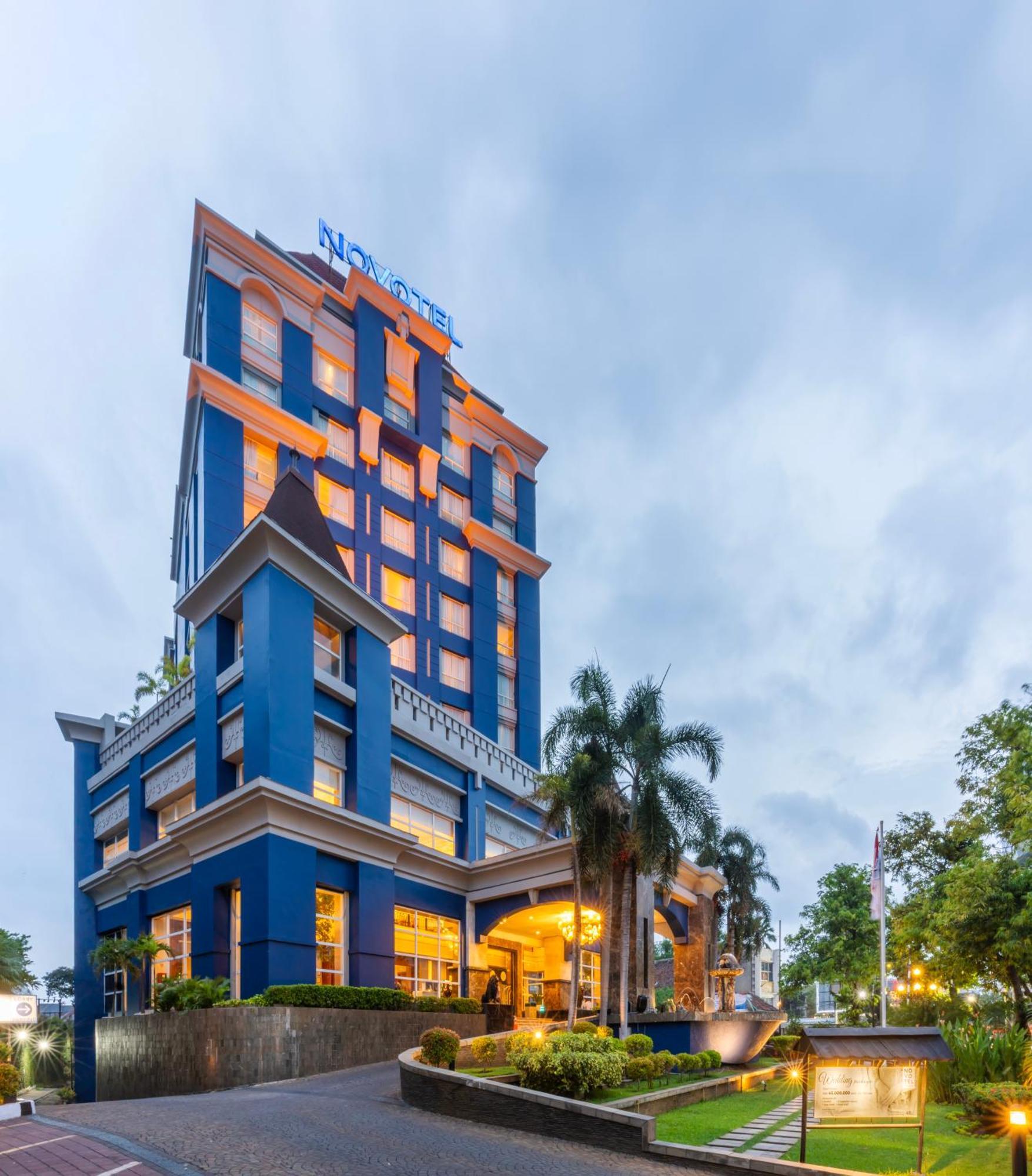 Novotel Semarang Eksteriør bilde